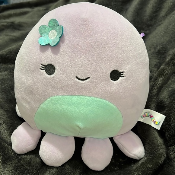 squishmallow - Picture 1 of 4
